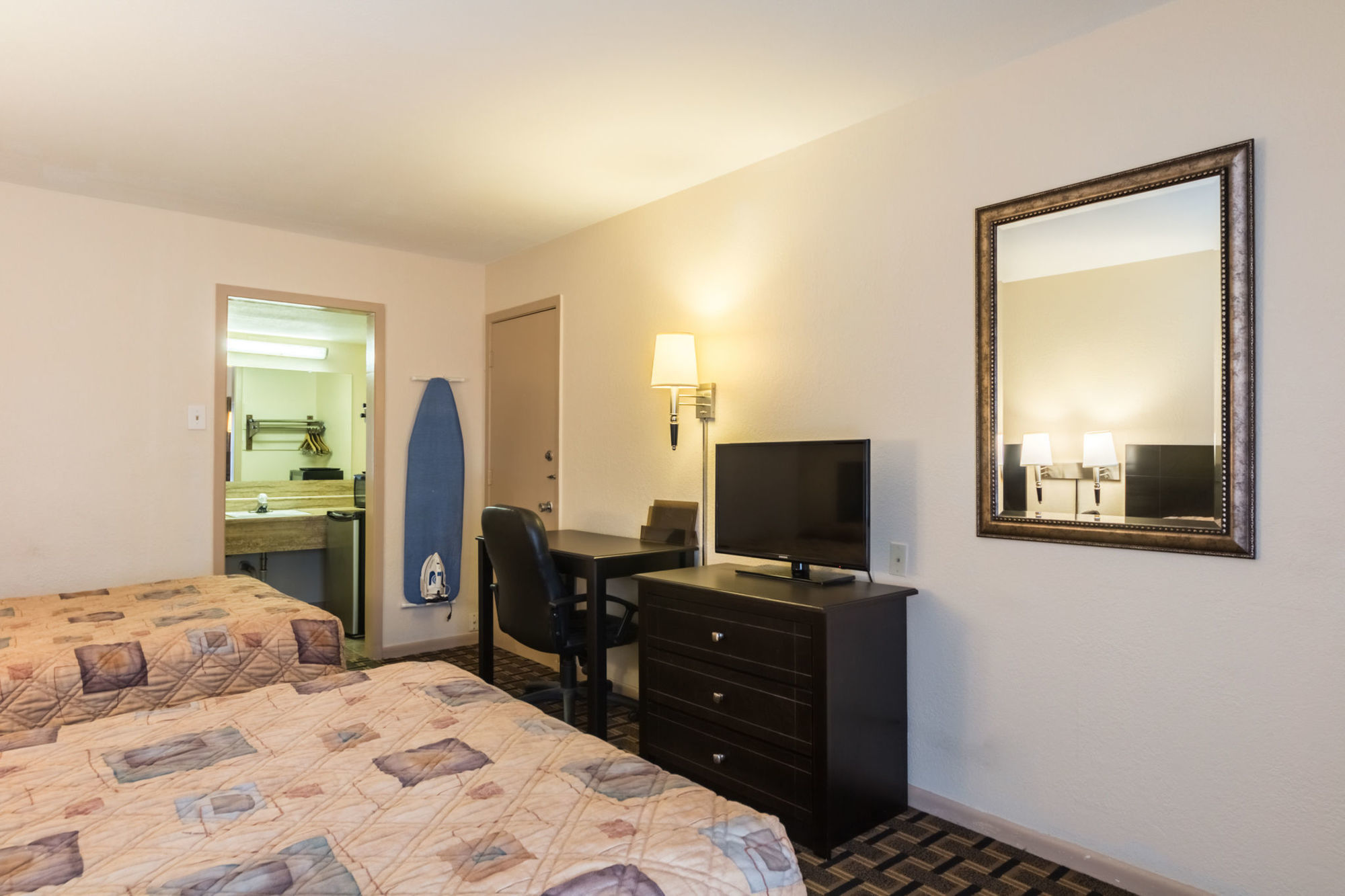 Rodeway Inn University Austin Room photo